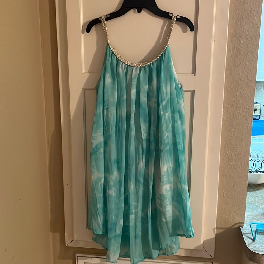 Beautiful flowing dress small